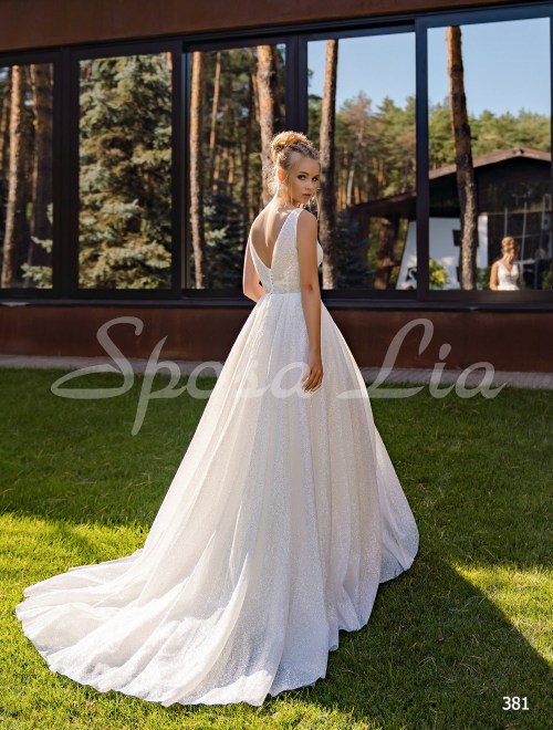https://www.sposa-lia.com/images/stories/virtuemart/product/381       (3).jpg